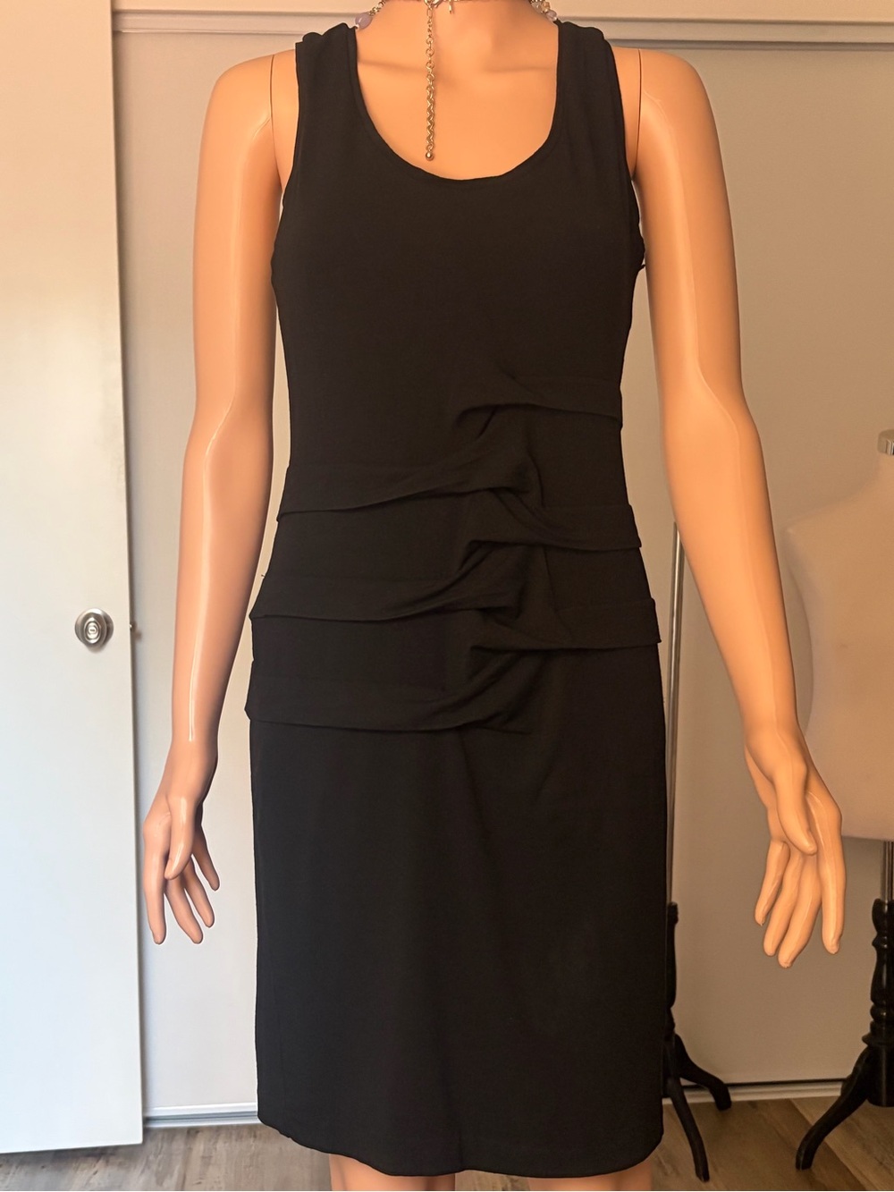 Studio Black Sleeveless Tiered Ruffle Midi Dress